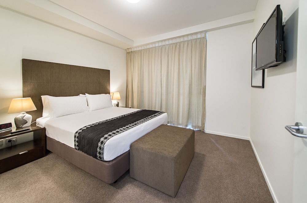 Rockhampton Vacations - Empire Apartment Hotel - Property Image 9