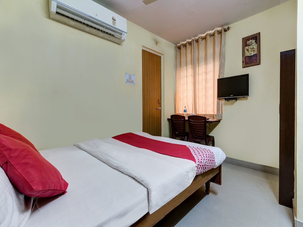 OYO 24888 Hotel Sham Palace