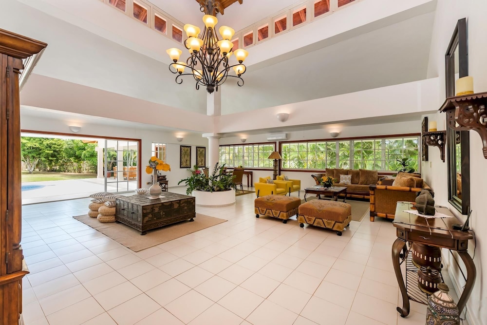 Casa de Campo Villa for Rent in Caribbean Style - With Pool Jacuzzi and Volleyball net view 5