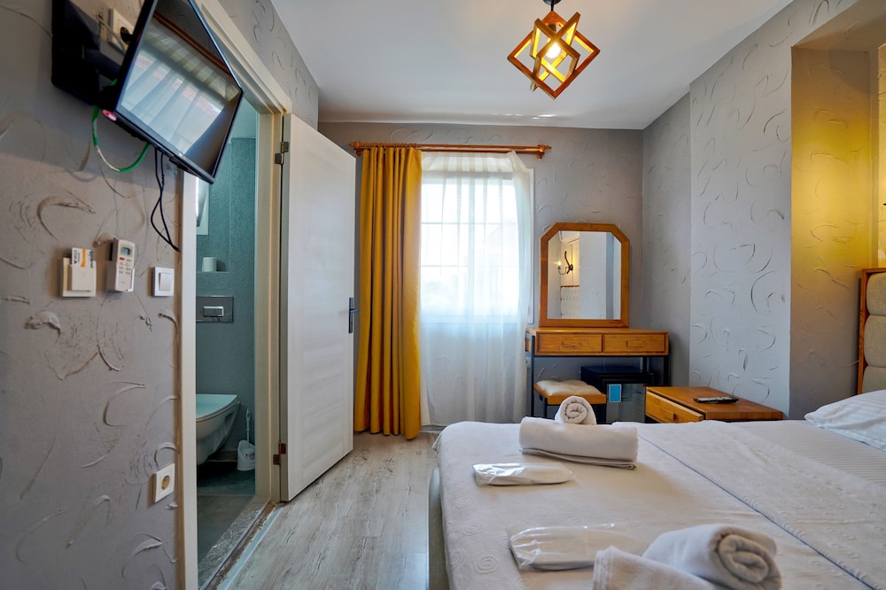Lamira Suites Alacati - Image 25