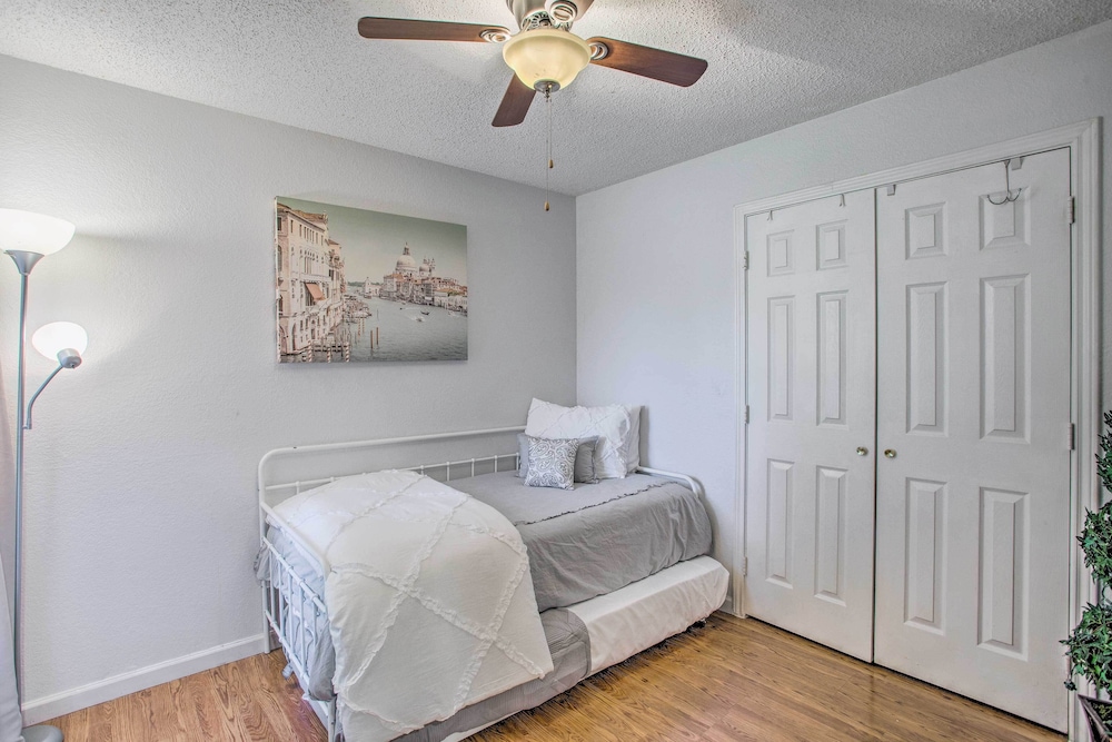 Family-friendly Rowlett Home: 23 Mi To Dallas - Property Image 16