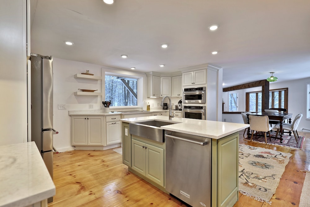 Mountainview Escape 4 Bedroom Home