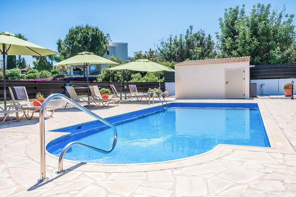 Villa Thalassa Hideaway