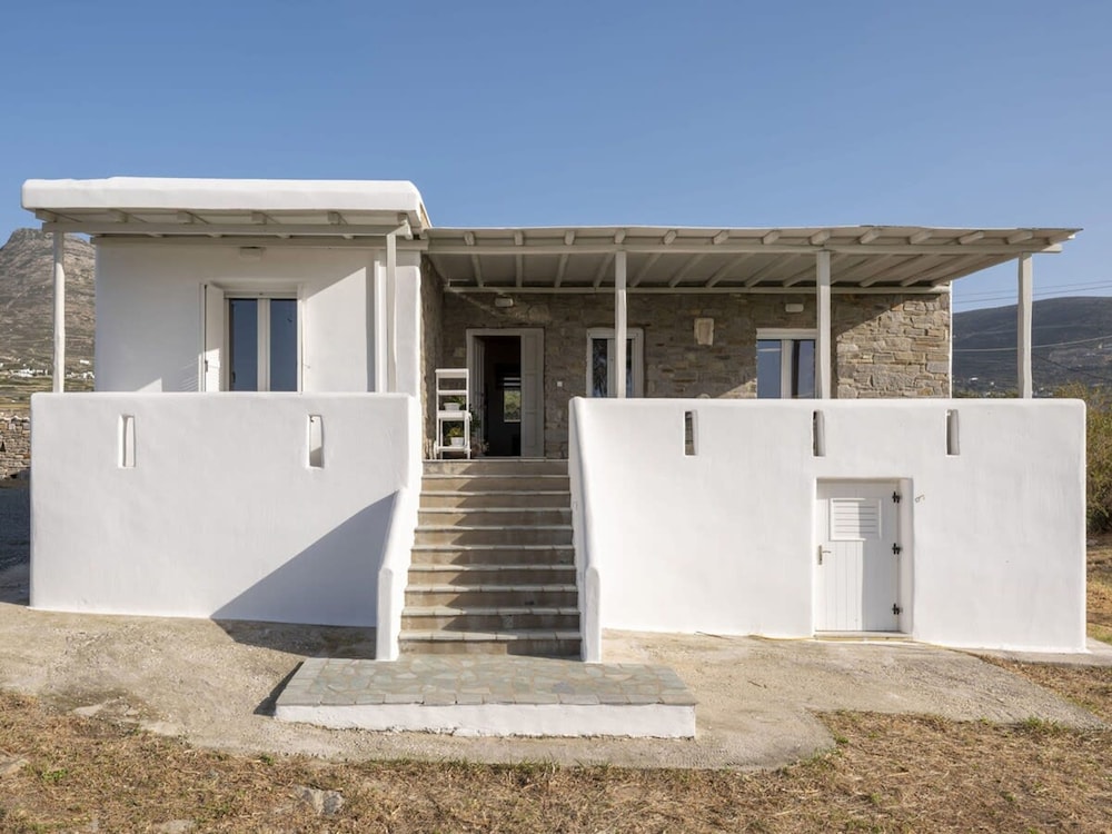 Myrsini Traditional Hillside Cottage