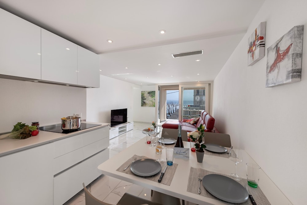 Red View Apartment in Ronco Sopra Ascona Ascona
