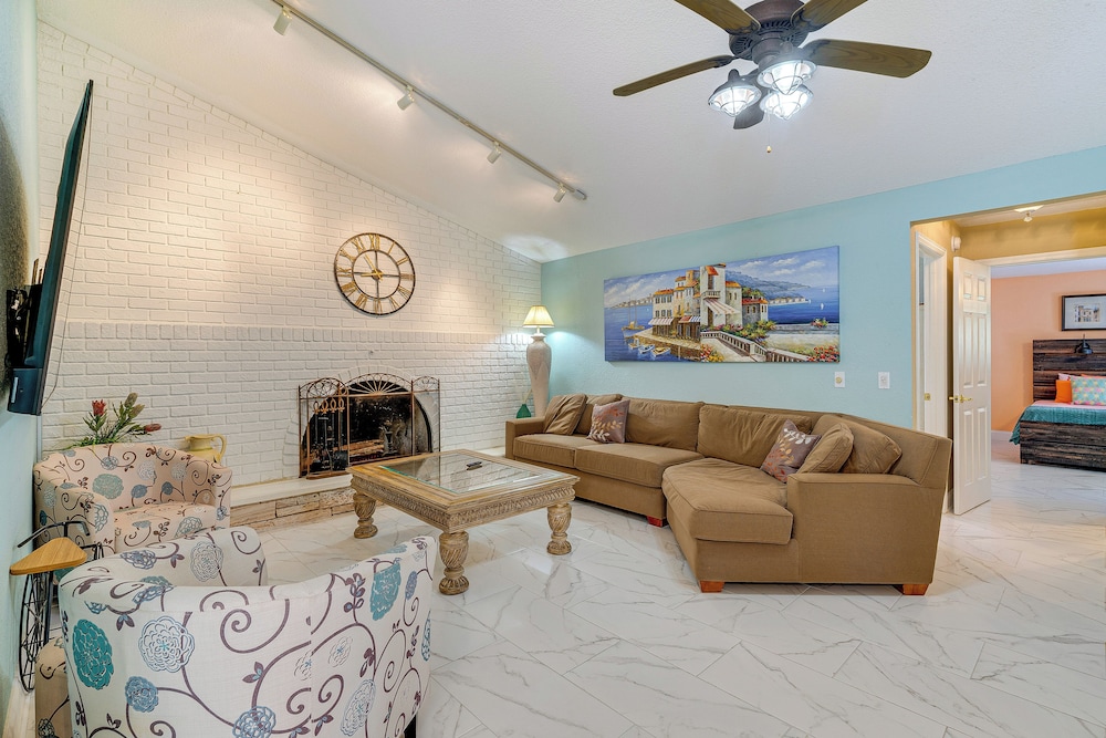 10 Mi to Beach: Pet-friendly Home in Punta Gorda!