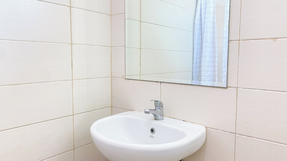 Good Location And Cozy 2Br Woodland Park Residence Apartment