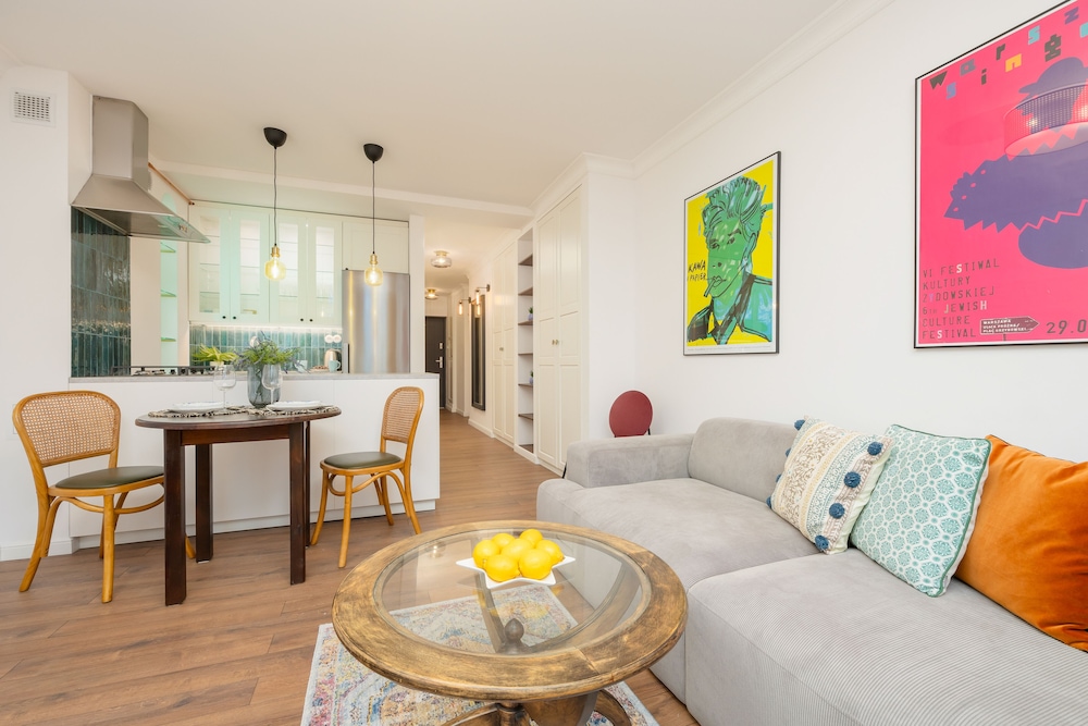 Marszałkowska Apartment by Renters view 5