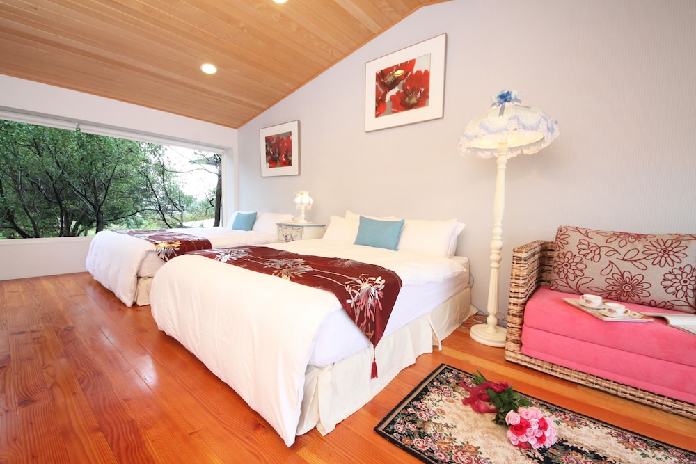 Green Forest Villa