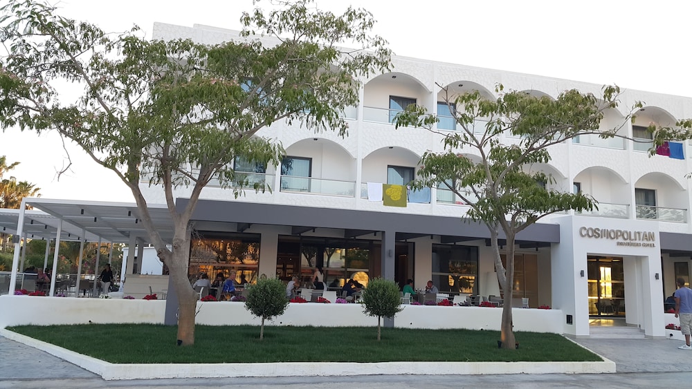 Hotel More Meni Cosmopolitan Hotel - Image 1