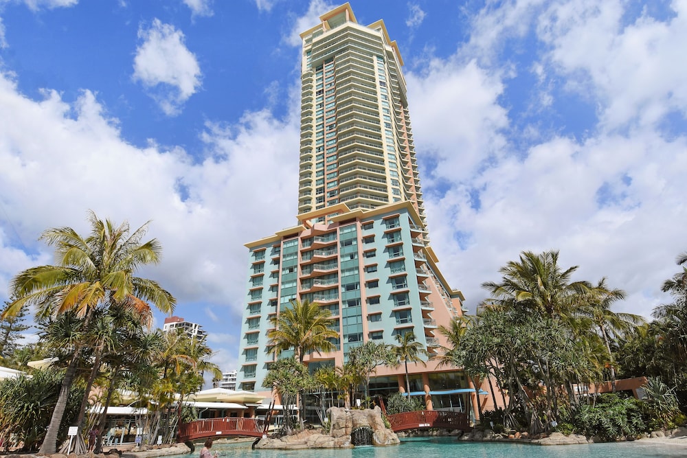Crown Towers Resort Private Apartments