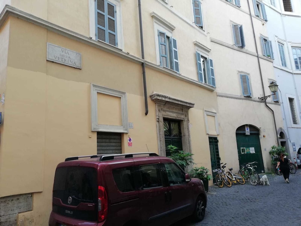 Vetrina Suites