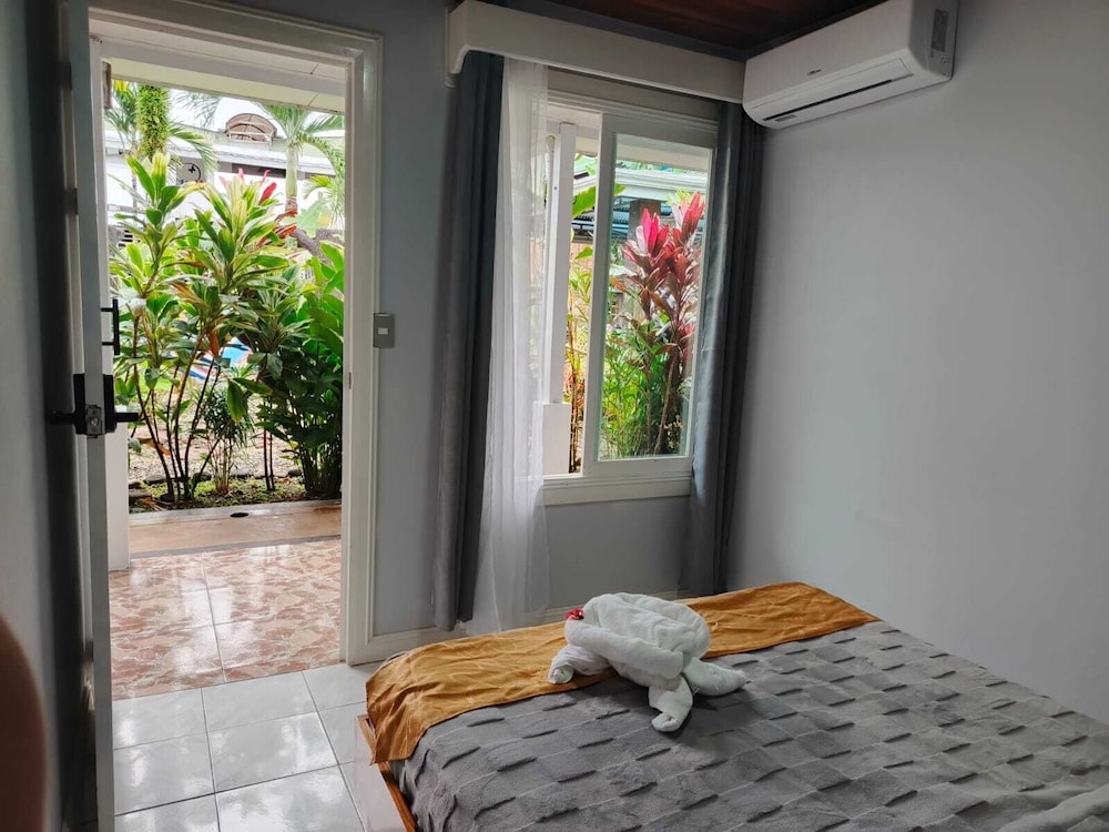 Arenal Hostel Resort
