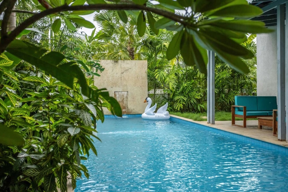 Villa Ayana 5bhk With Pool and Near the Beach