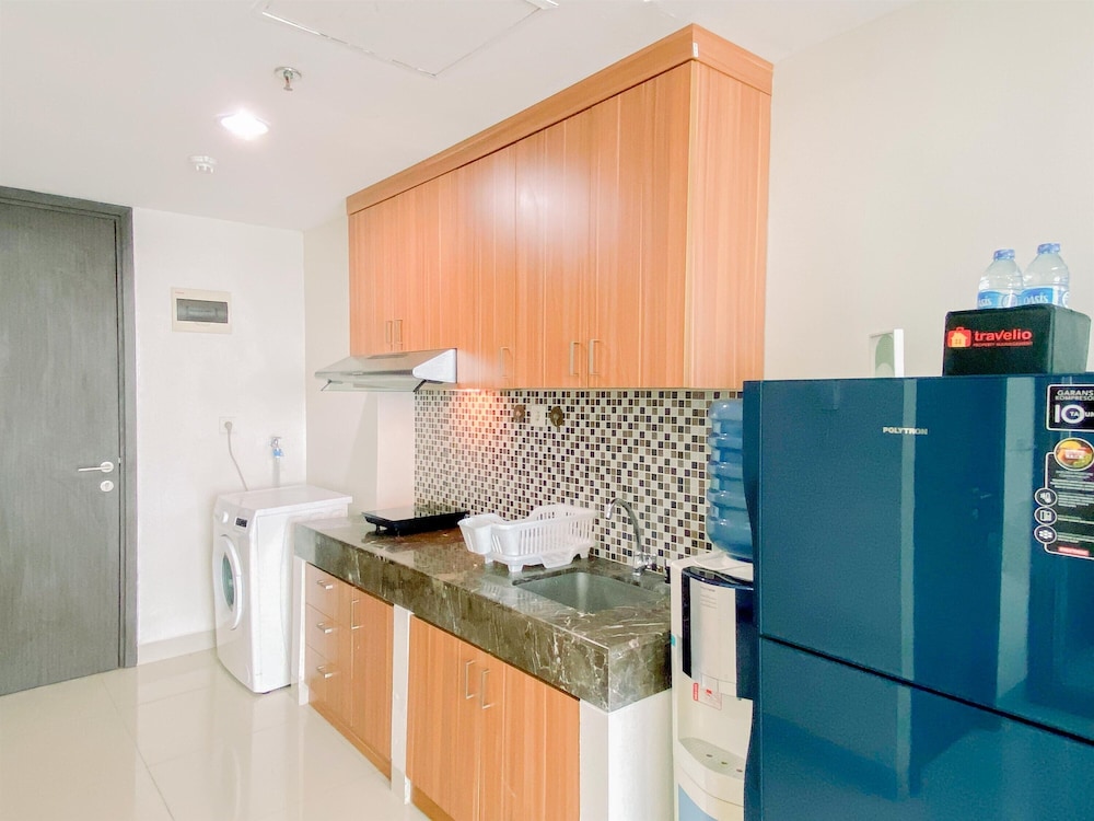 Comfy And Best Deal Studio At Nine Residence Apartment