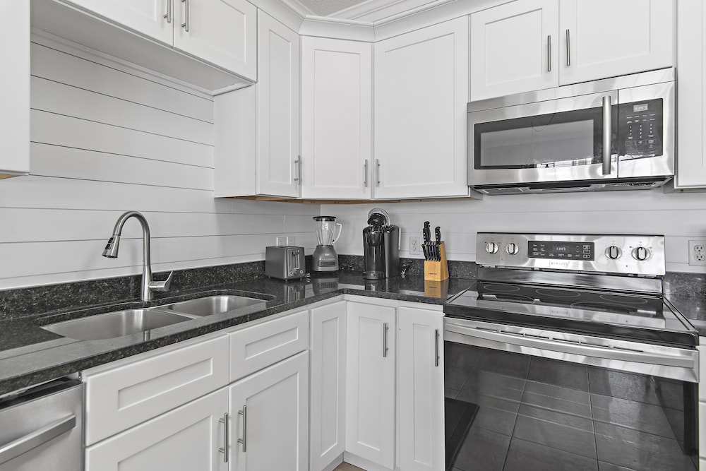 Poinciana Place #123