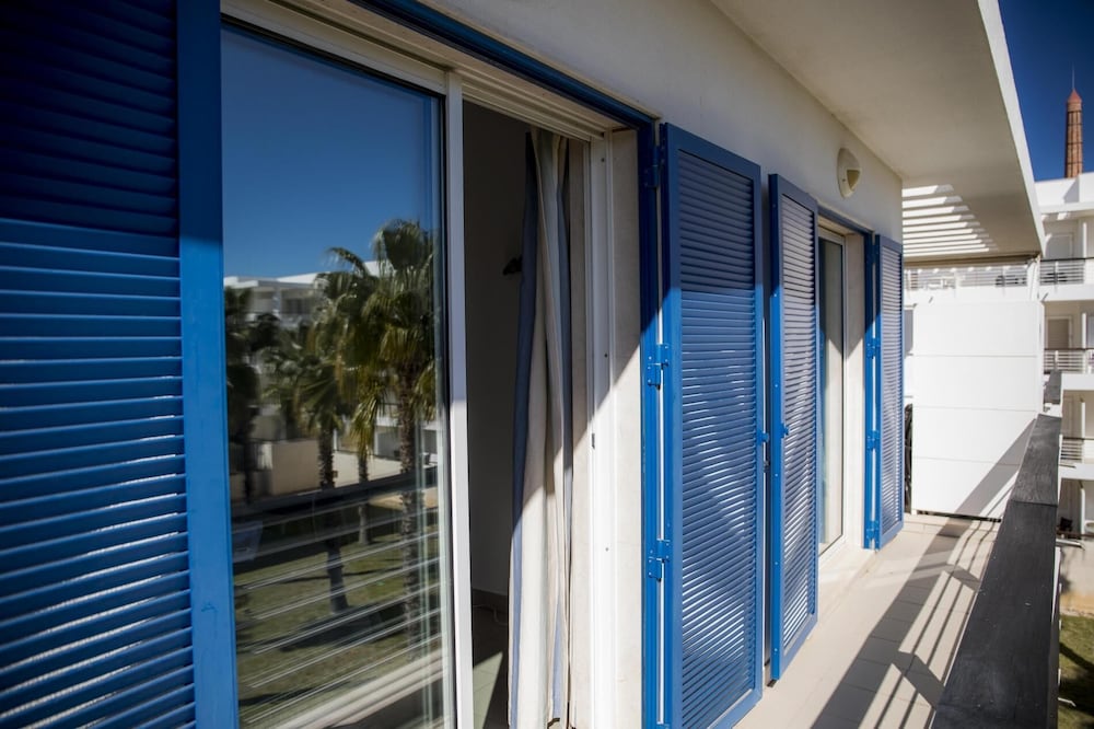 B06 - Top Floor Marina Club 2 Bed Apartment by DreamAlgarve