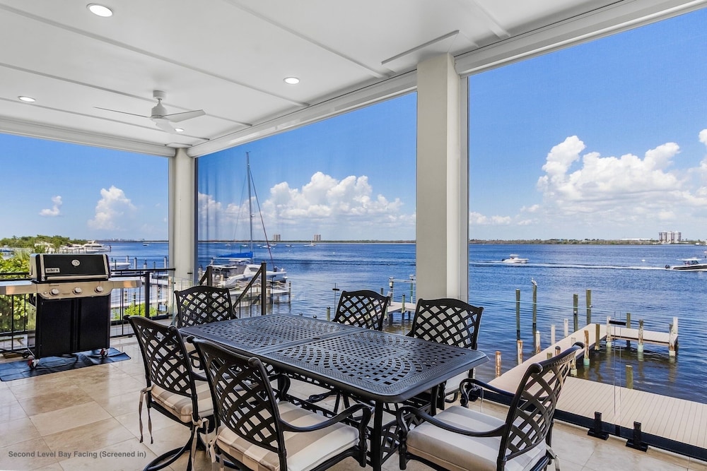319 Bay & Beach Blessings: Pool Home W/ Water Views! 4 Bedroom Home