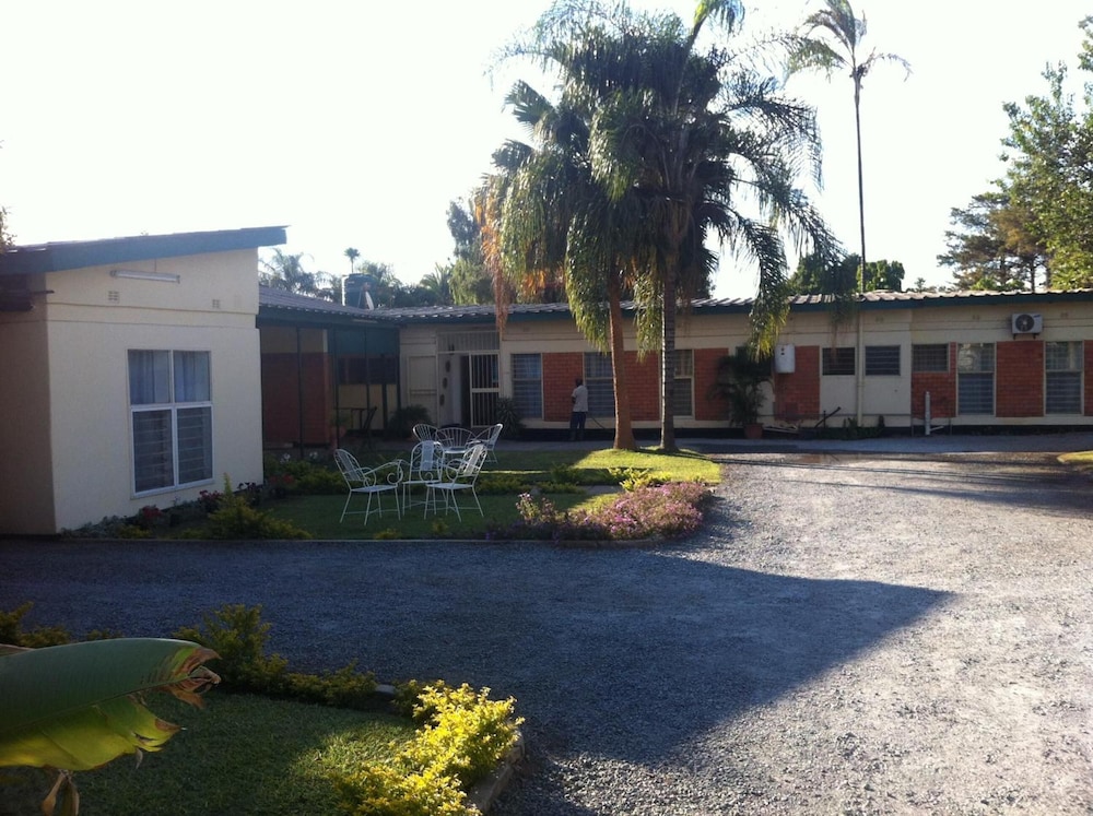 Kuku Royal Lodge