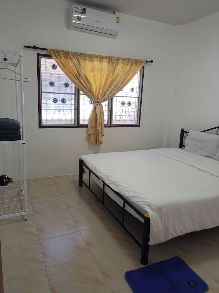 Jula Place House 2 bedroom 1 bathroom