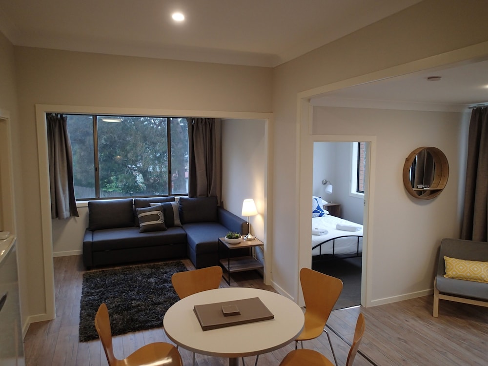 Dungowan Waterfront Apartments