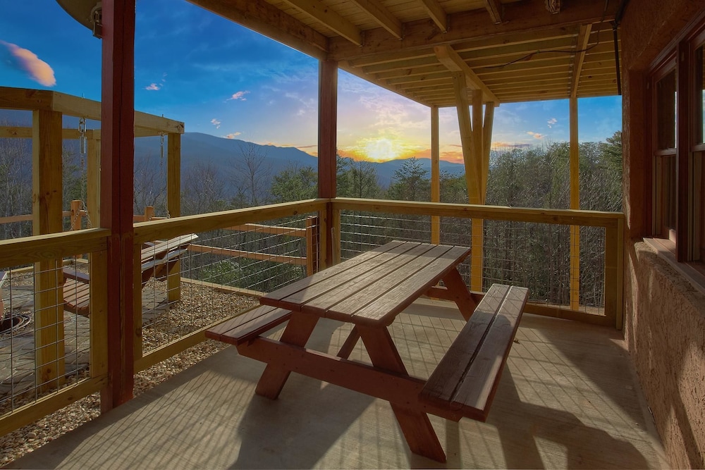 Grand View Apartment 4
