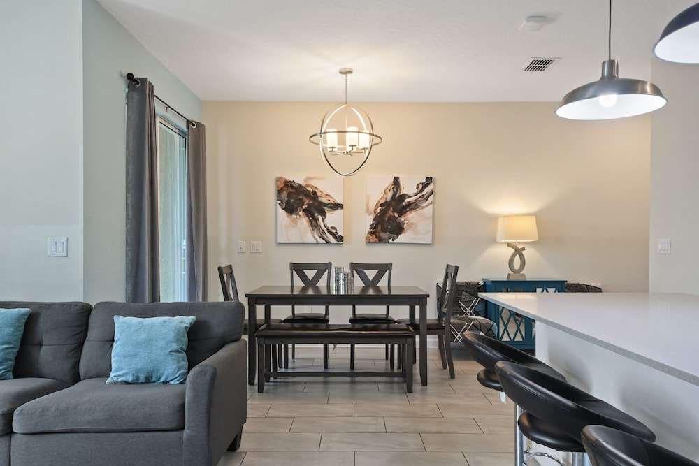 Cozy Disney Retreat With Private Pool & Water Park