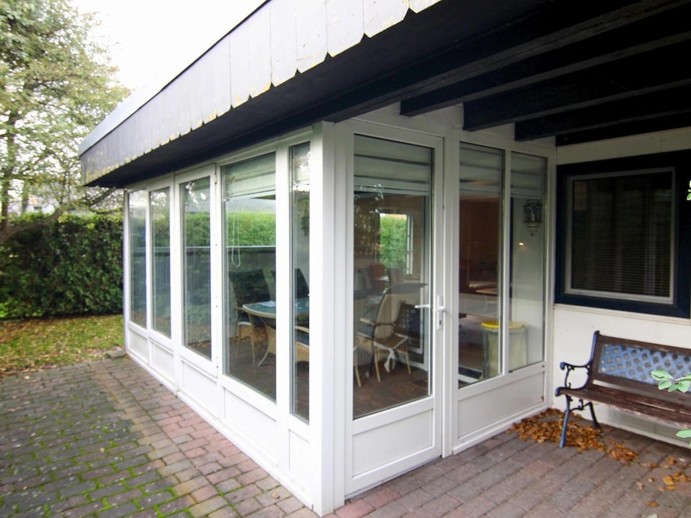 Bungalow in Warwerort Near Wadden Sea Park