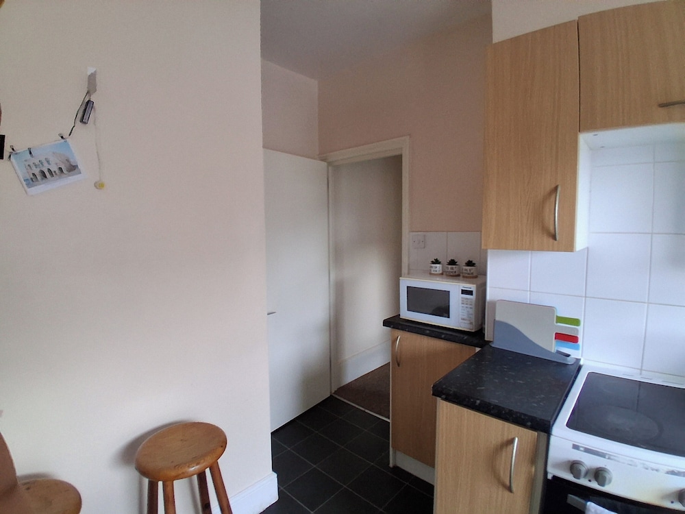 Serene Southampton Apartment With 3 Bedrooms