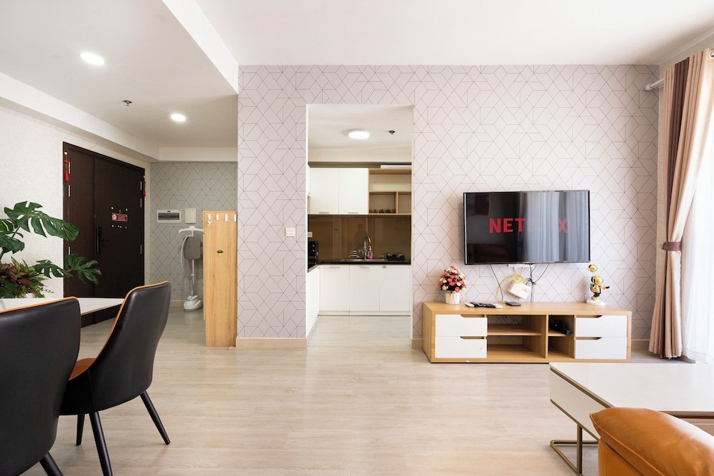 Annie Apartment - Rivergate Resident