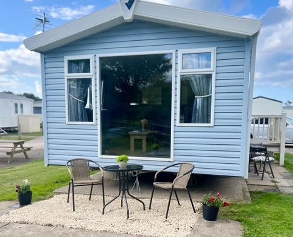 Caravan in Mablethorpe- 2bed-petsok-sleeps6-wifi