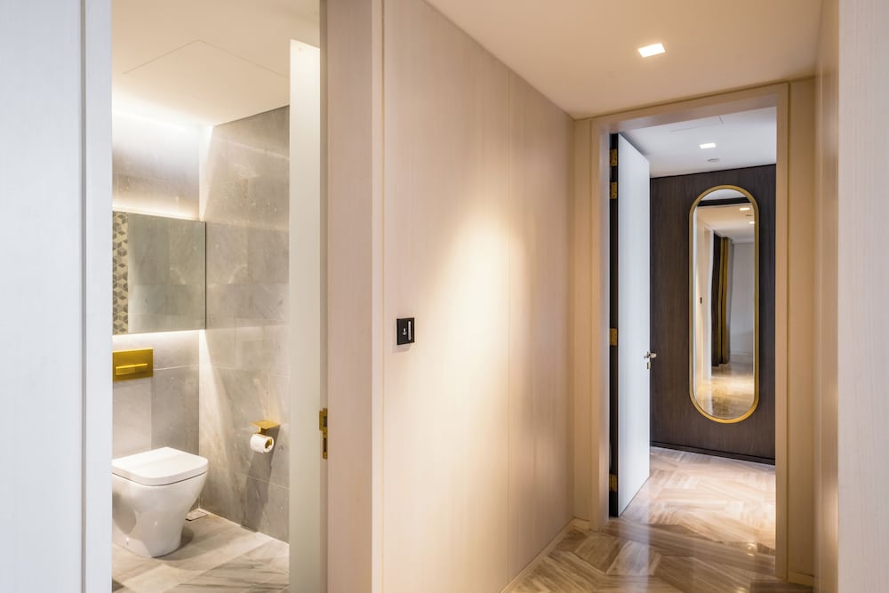 Five Palm Jumeirah Residences -Mint Stay
