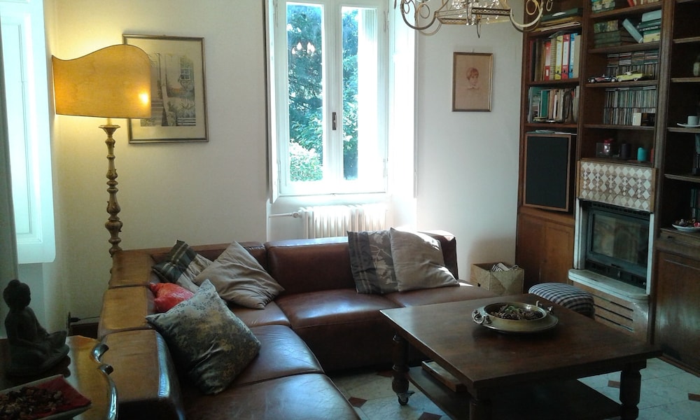Swanlake Rooms
