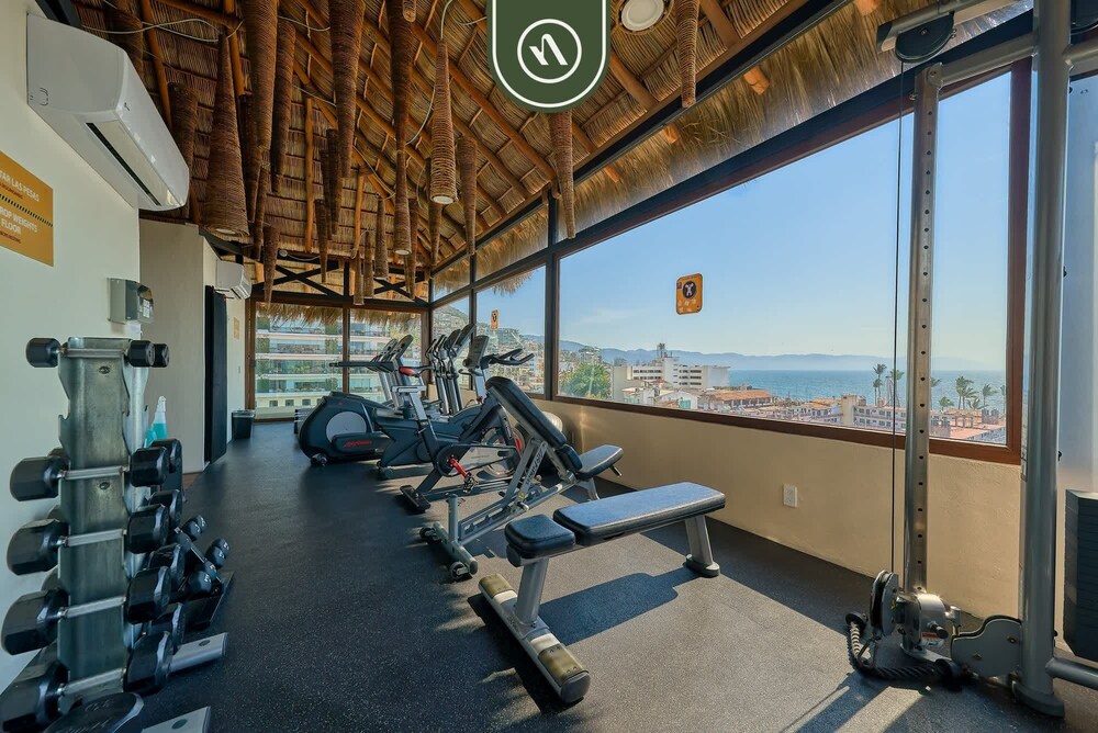 1 BR Condo in Romantic Zone - Amazing Rooftop Pool