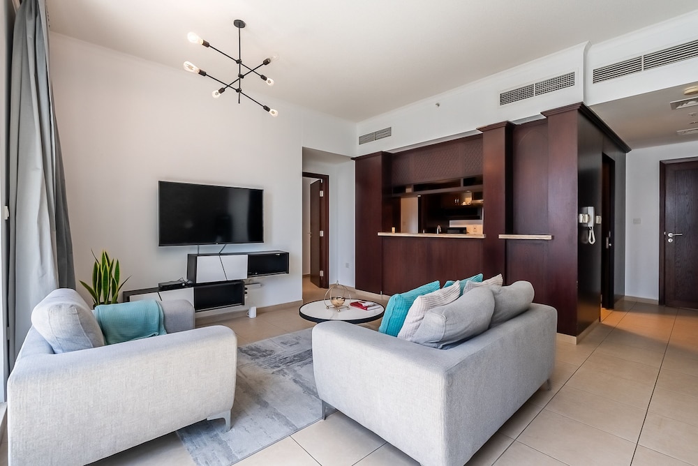 Residence 3 2605 Downtown
