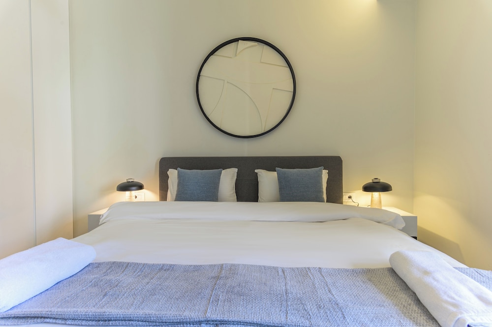 Achrafieh Gate - Modern 3-BR Apartments
