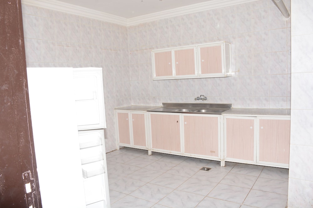 Al Eairy Furnished Apt Al Madinah 3