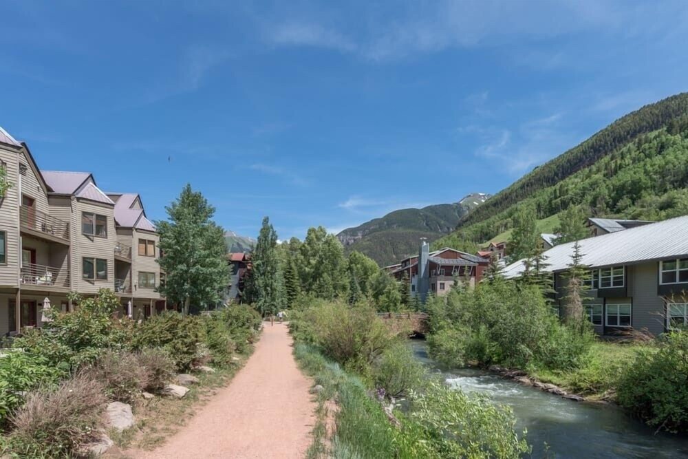 Telluride Ski Resort CO - Viking Lodge Condos