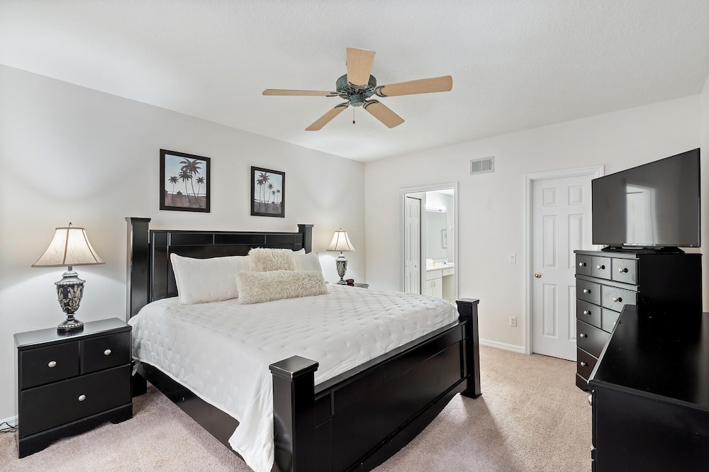 Highlands Reserve 4 Bedroom Vacation Home with Private Pool 4 Hotel Room