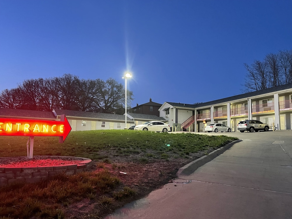 Imperial Motel