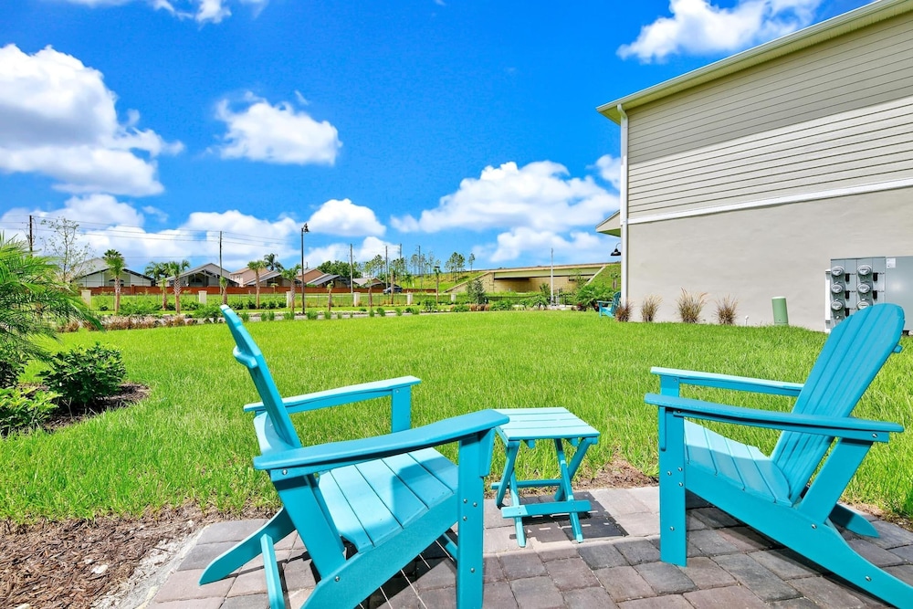 Paradise Breeze Cottage By Shine Villas Margaritaville Resort Orlando 4 Bedroom Condo