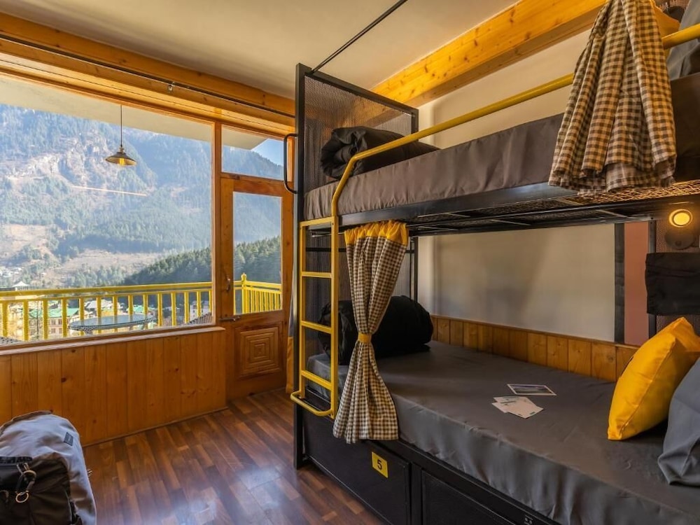 The Hosteller Manali, Old Manali