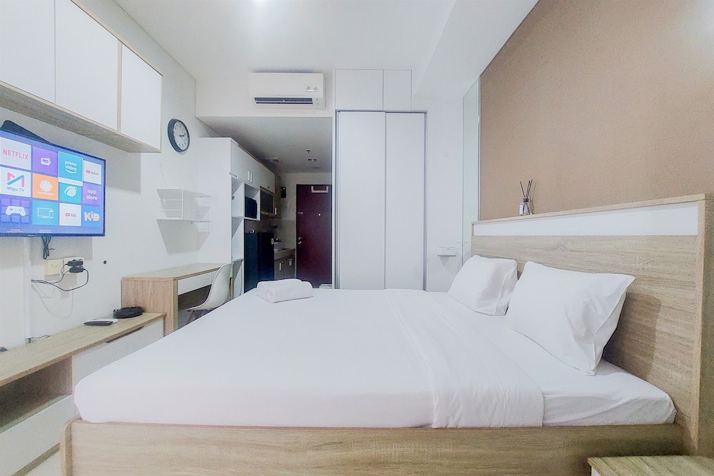 Minimalist and Homey Studio at Springwood Residence Tangerang Apartment