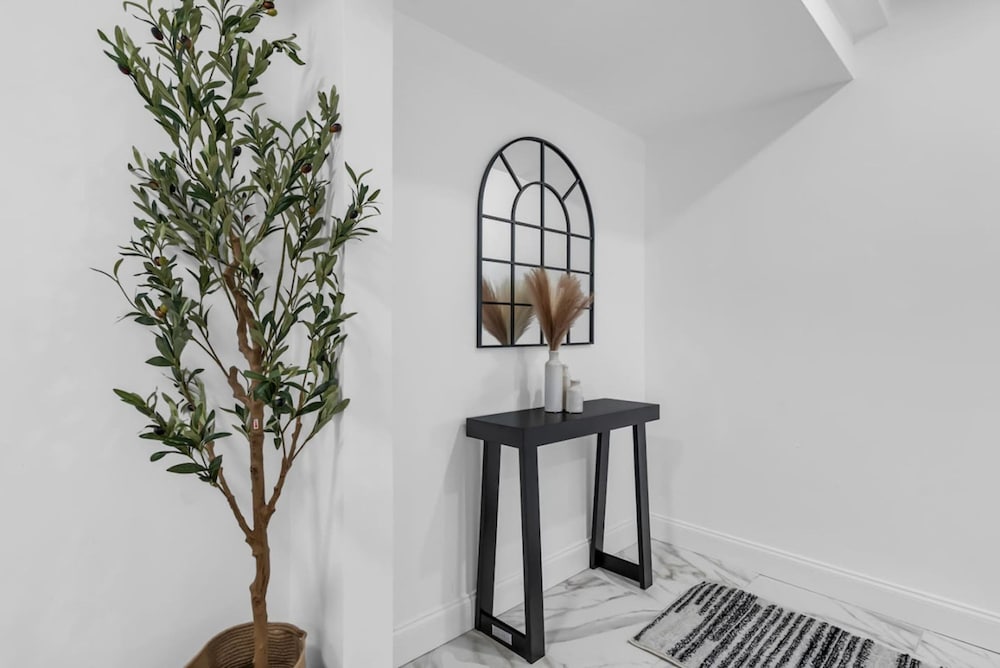 Budget-friendly Apt Near NYC Newark Airport Wifi