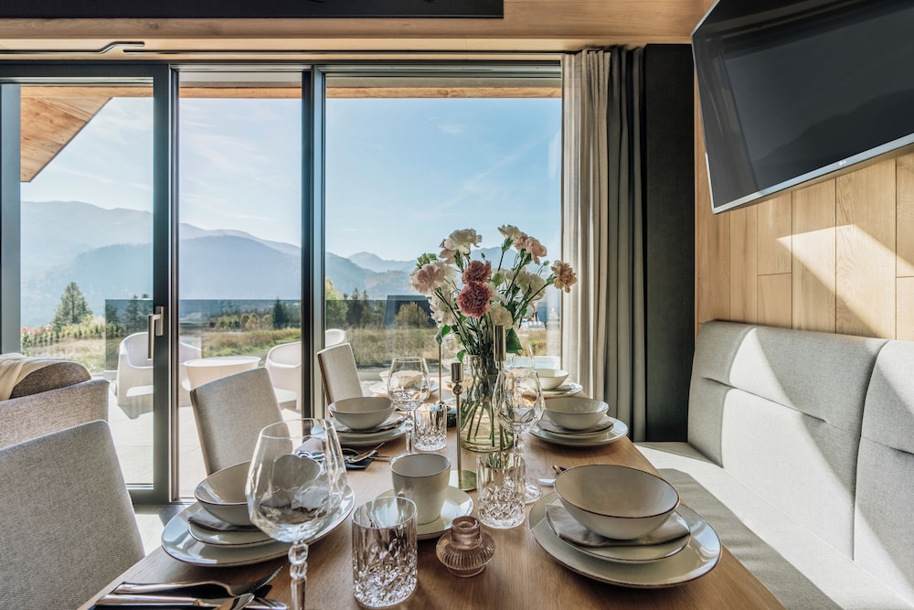 Wierchy View - Loft Affair Collection