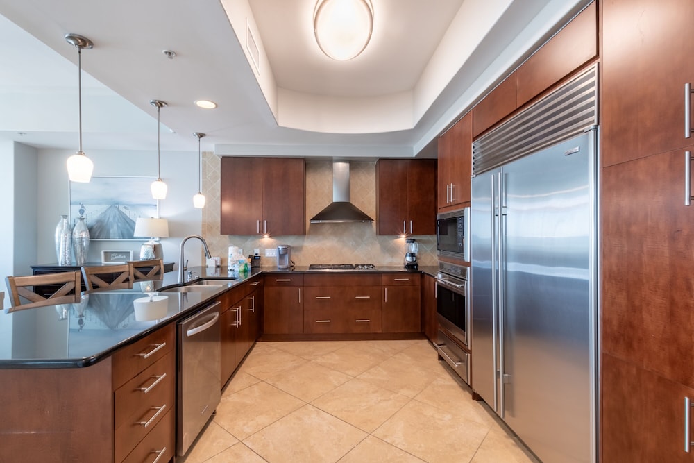 Turquoise Place 1108 D view 5
