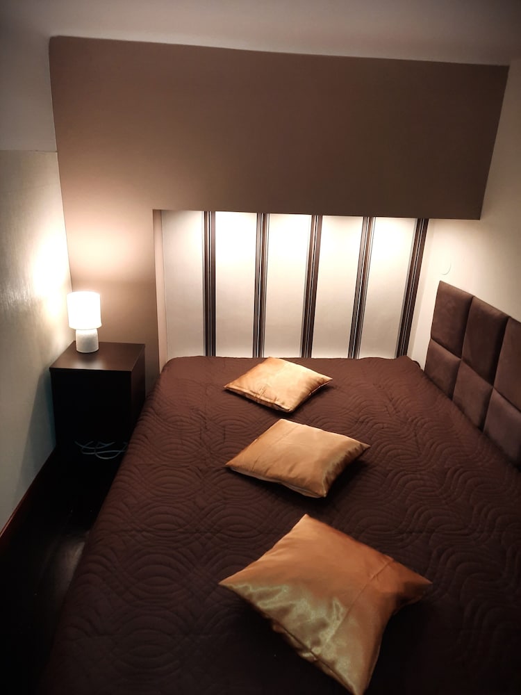 Luxury Senate Apartment