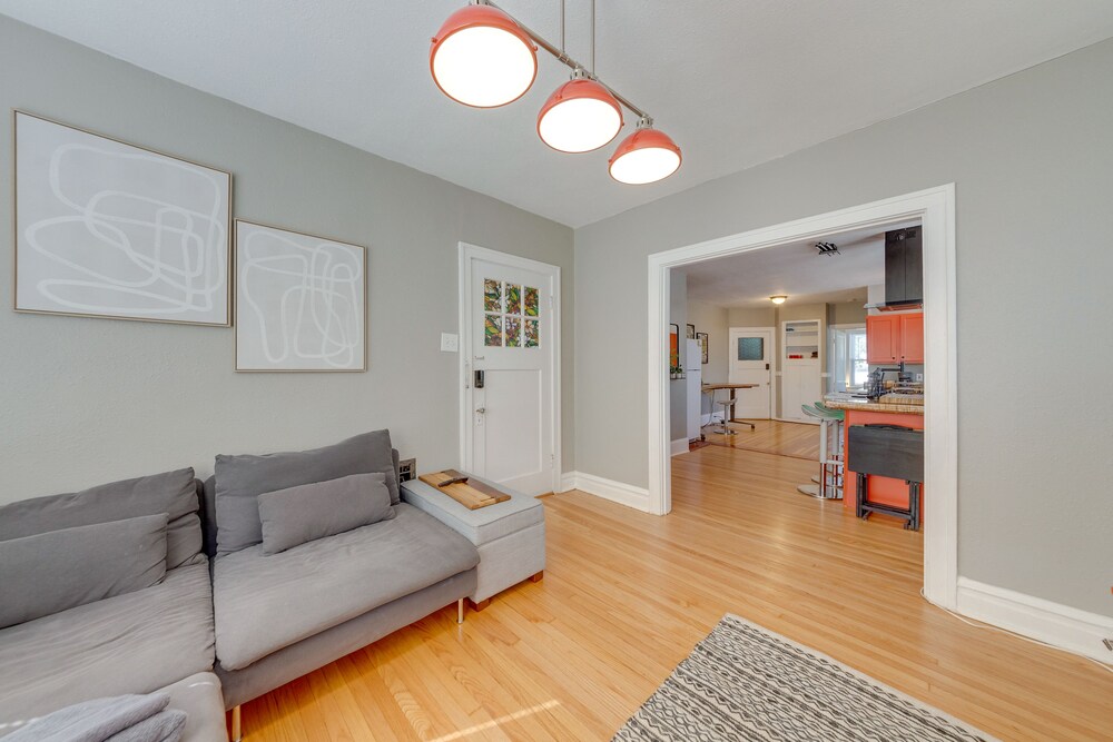 St Louis Vacations - Inviting St Louis Apartment - Great Location! - Property Image 1