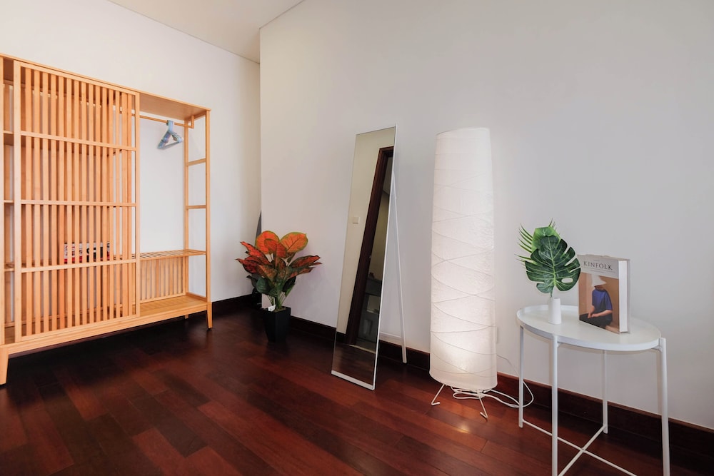 Boho Touch 2Br Apartment With Extra Room At Lucky Tower Residence