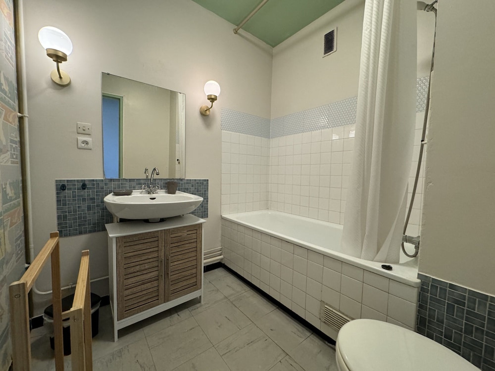 Apartment in Le Mans Near 24H Circuit